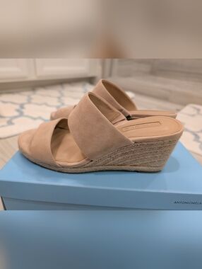 ANTONIO MELANI Vandera Bespoked Nude Suede Espadrille Wedge Sandals 8.5
